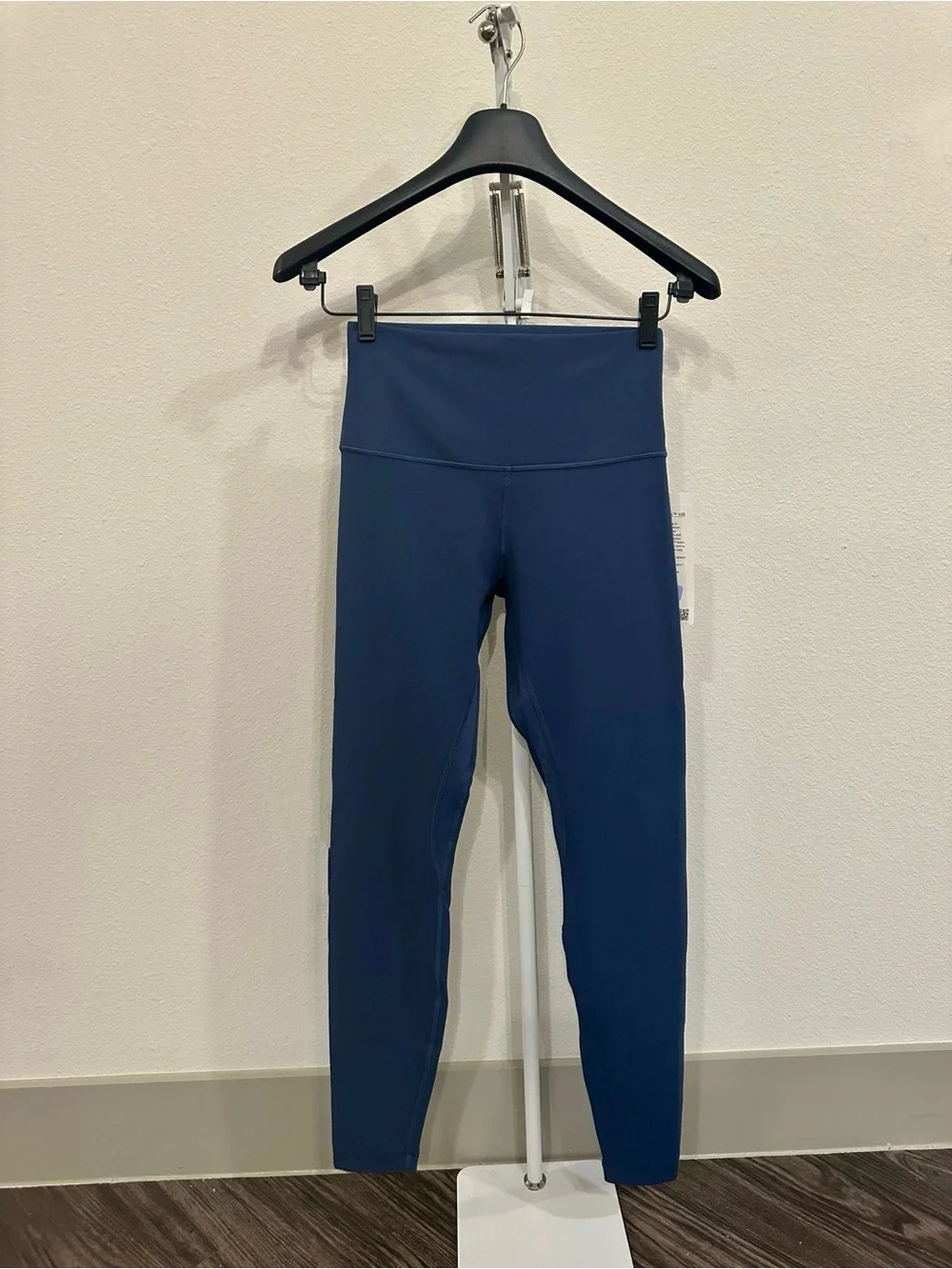 NWT Lululemon Align High Rise Pant 28